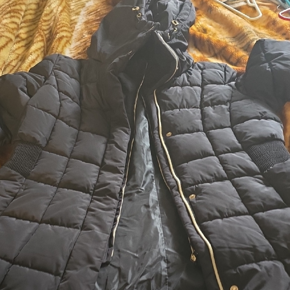 Liz Claiborne Women's Black Quilted Jacket